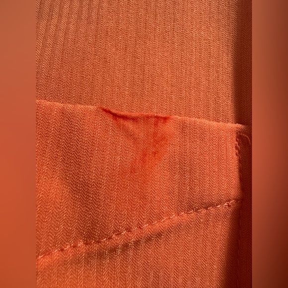 Cinch Button Down - Picture 5 of 5